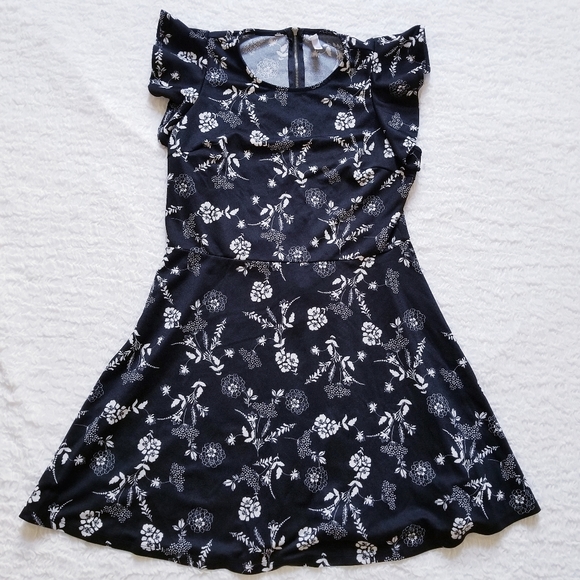 Xhilaration Fit and Flare Floral Dress with Ruffle - Picture 2 of 5